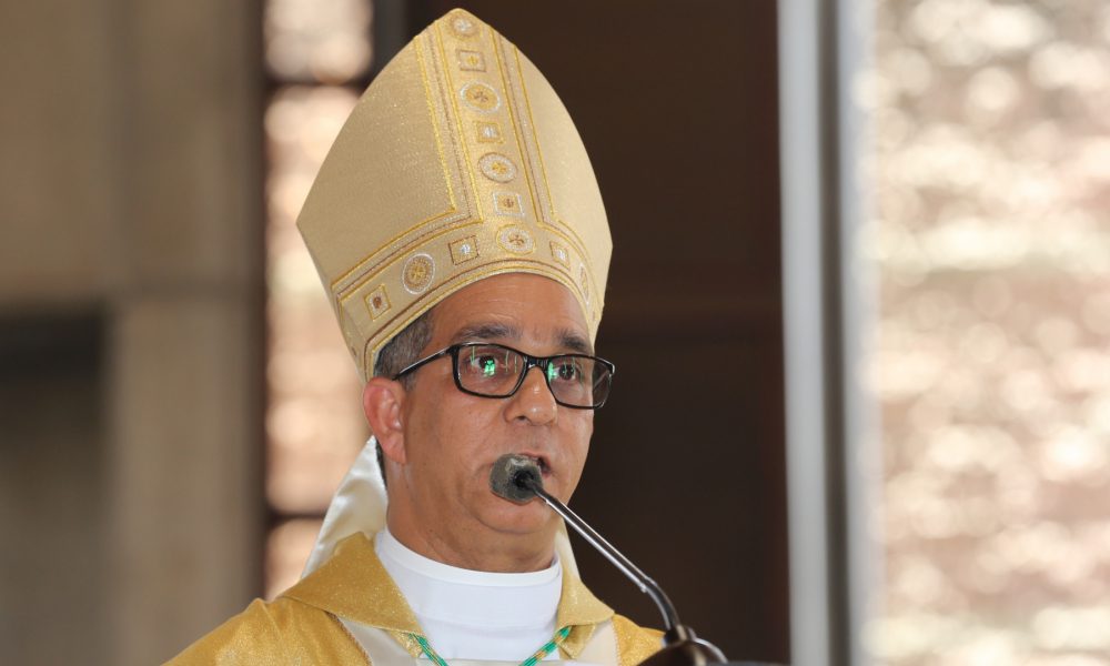 Obispo de La Vega propone a María Teresa Cabrera para Defensora del Pueblo