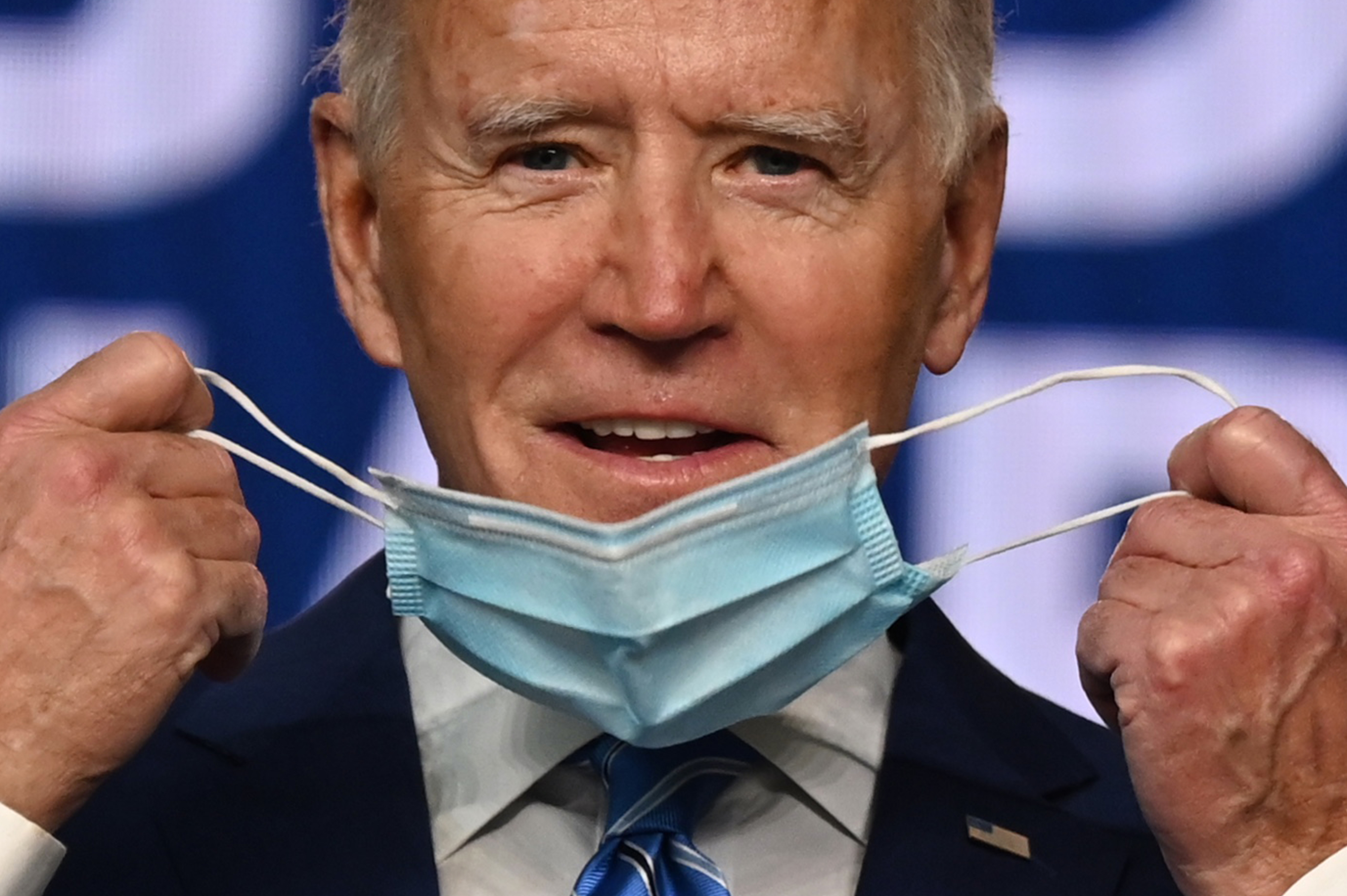 Noticia sobre vacuna de Pfizer da "esperanza" pero queda una larga batalla, dice Biden
