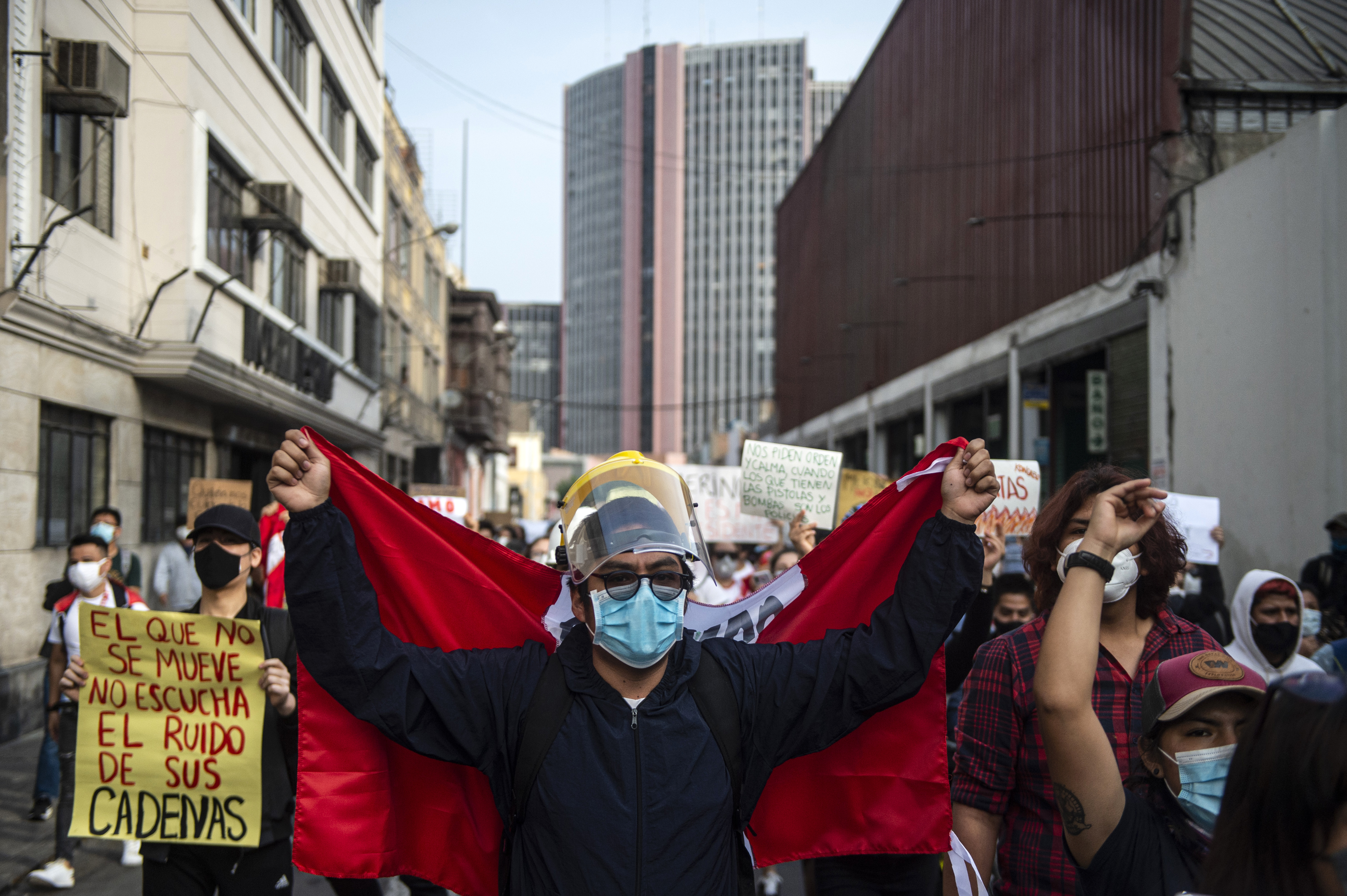 Nueva jornada de marchas y cacerolazos contra nuevo presidente de Perú