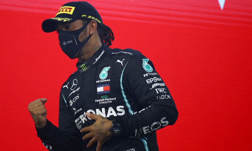 Hamilton gana el GP de Baréin tras terrorífico accidente de Grosjean
