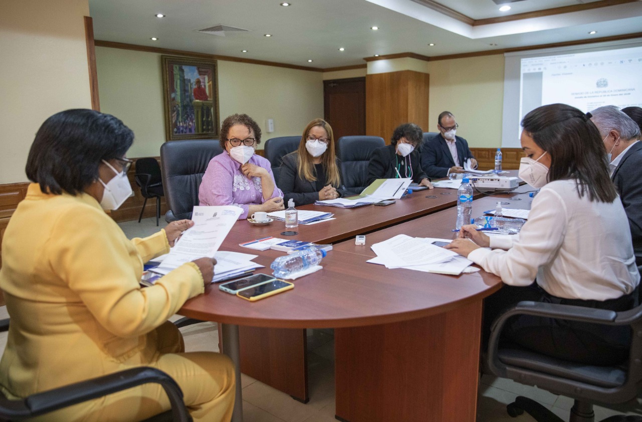 Dictamen de la Procuraduría observa carencias de proyecto del Senado contra violencia de género