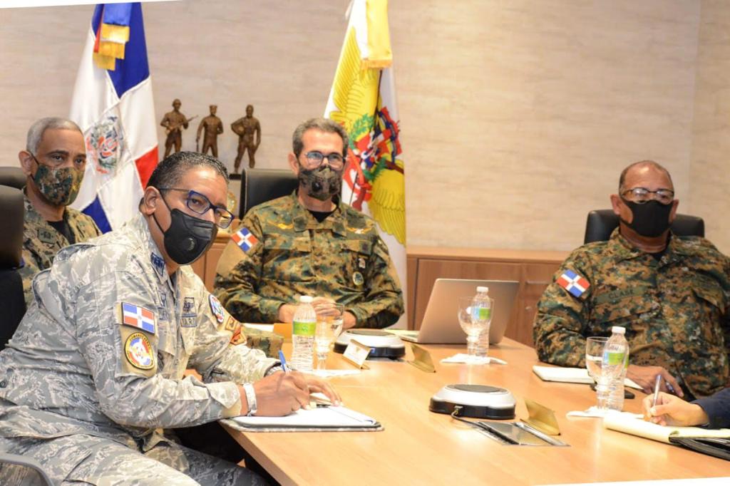 Ministerio de Defensa y Comando Sur de EE.UU. tratan temas bilaterales