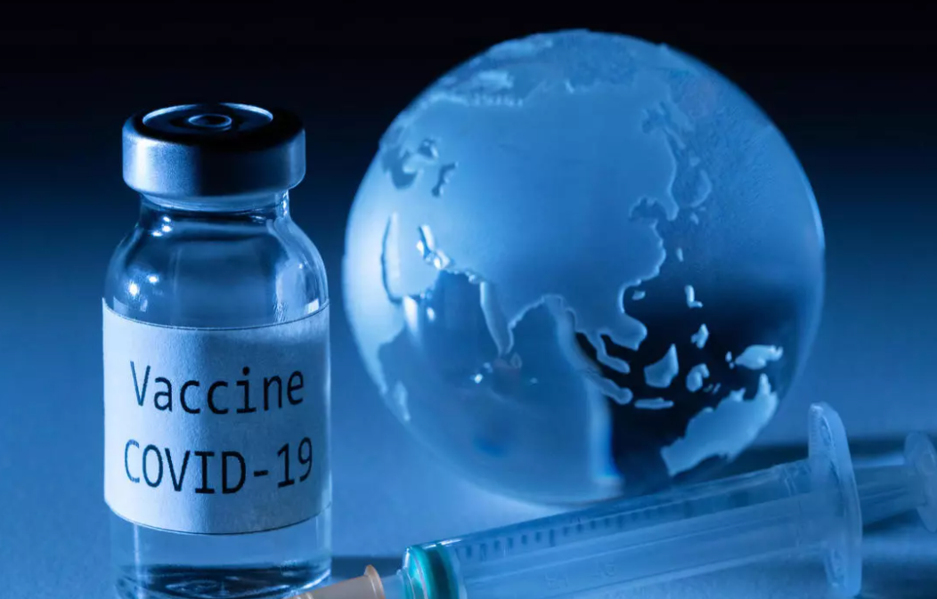 Una tercera vacuna refuerza las esperanzas en la lucha contra la pandemia