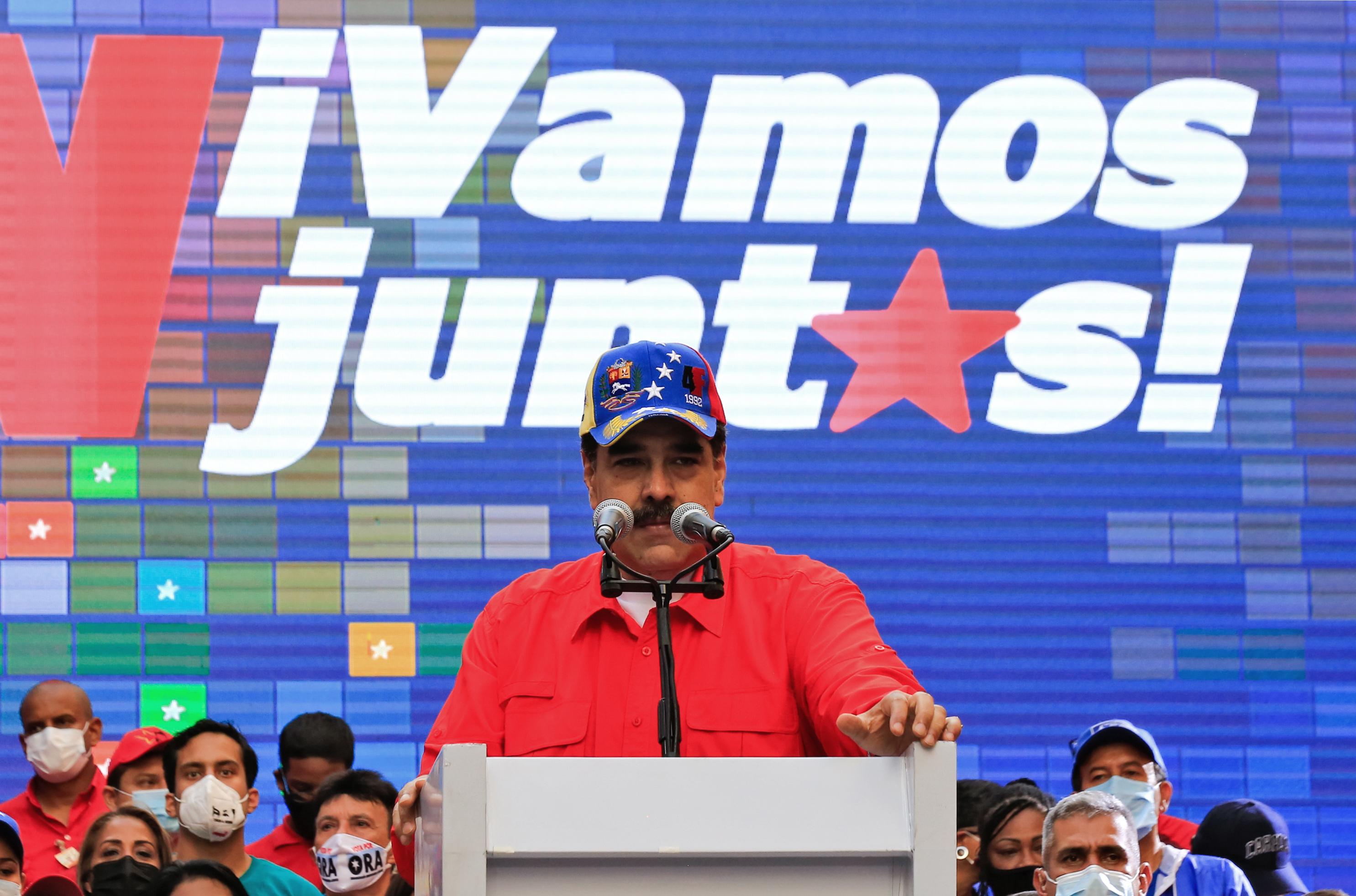 Maduro busca el control del Parlamento de Venezuela en elecciones con baja participación