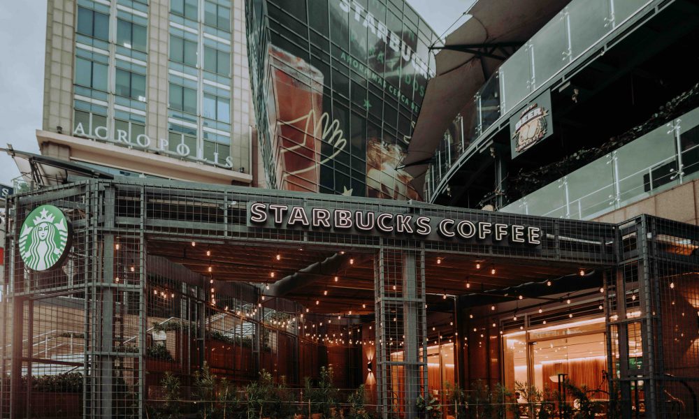 Starbucks anuncia expansión en SD con una nueva tienda en Acrópolis Center