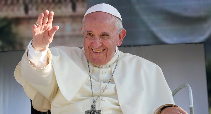 El papa anula varios compromisos a causa de un dolor de ciática