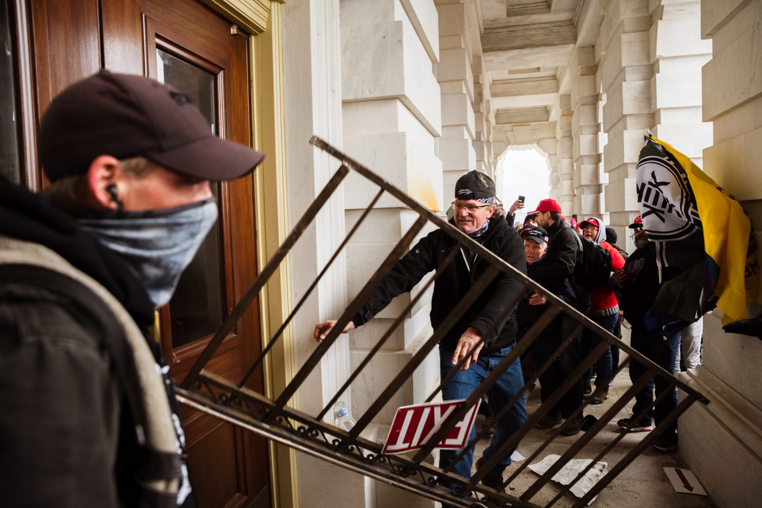 Enfrentamiento en Capitolio de EE.UU provoca reacción en políticos dominicanos