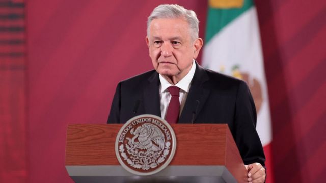 Presidente mexicano López Obrador anuncia que tiene Covid-19