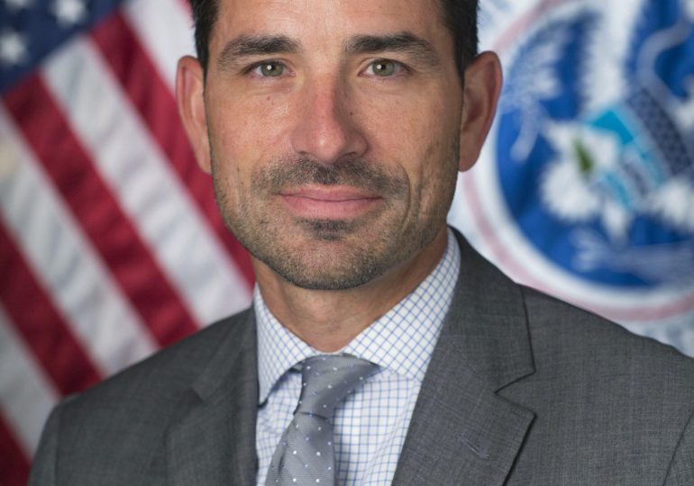 Renuncia el secretario de Seguridad Interior de EEUU, Chad Wolf