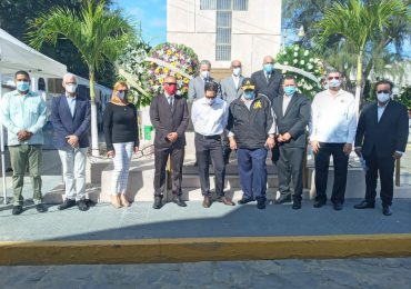 Alcaldía de Santiago participa en memorial por deportistas caídos en tragedia Río Verde