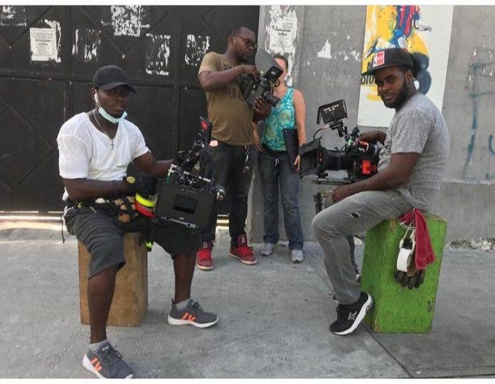 Reportaje | Estaban filmando una película en Haití, luego fueron secuestrados