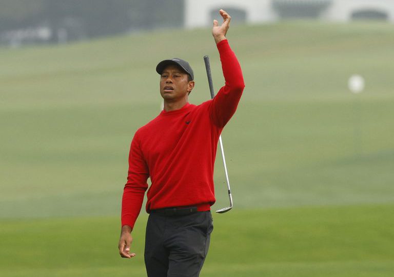 Tiger Woods enfrenta ahora una incierta recuperación, tras sobrevivir a su accidente