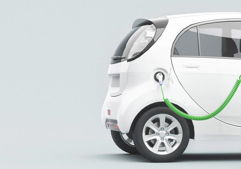 Las ventas de carros eléctricos se duplicaron en Europa en 2020