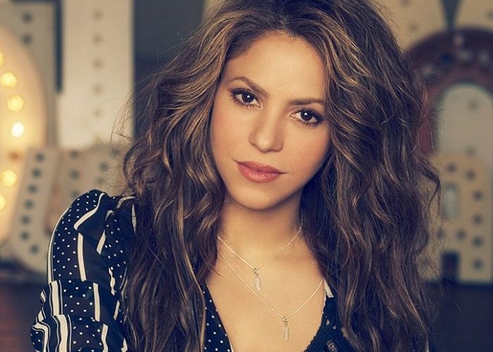 Shakira estrena nuevo look dos días después de haber cumplido 44 años