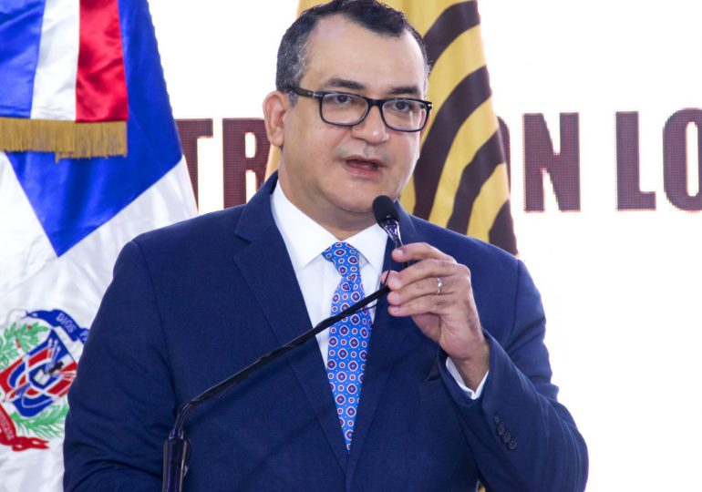 Román Jáquez inicia trabajo como Jefe de Misión de UNIORE en las Elecciones Generales de Ecuador