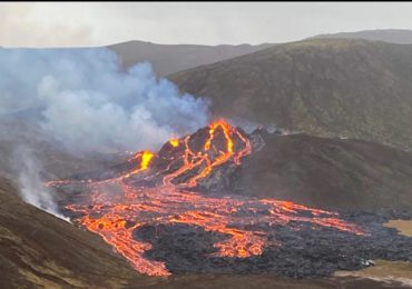 Un volcán erupciona en Islandia tras 800 años inactivo