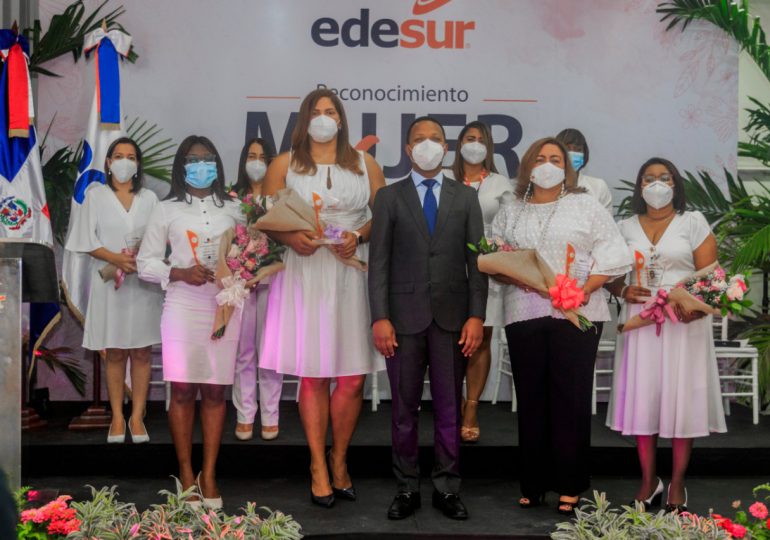 Edesur reconoce  a destacadas mujeres del sector eléctrico