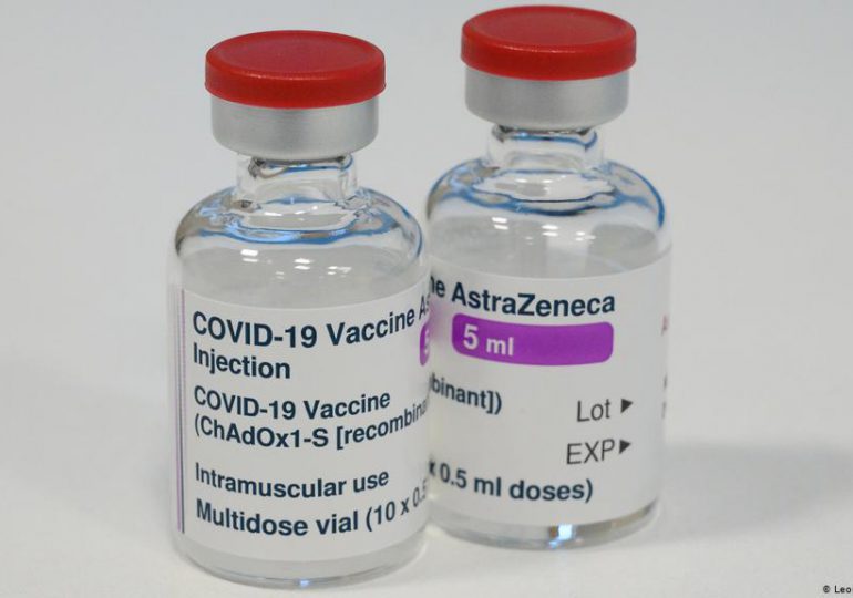 Suecia suspende administración de vacuna de AstraZeneca