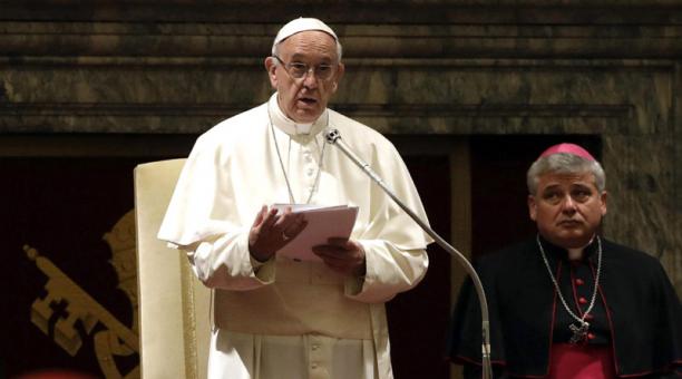 El papa pide el fin de la guerra en Siria