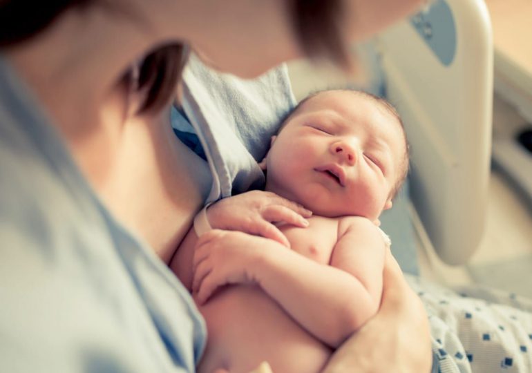 Nace bebé con anticuerpos de COVID-19, su mamá fue vacunada durante el embarazo