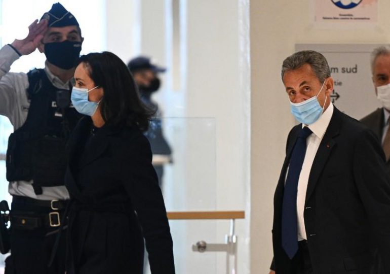 Expresidente francés Nicolás Sarkozy condenado a 3 años de cárcel por corrupción
