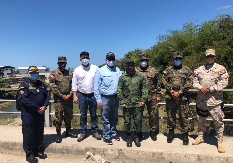 Embajadores de México y Colombia recorren frontera domínico-haitiana