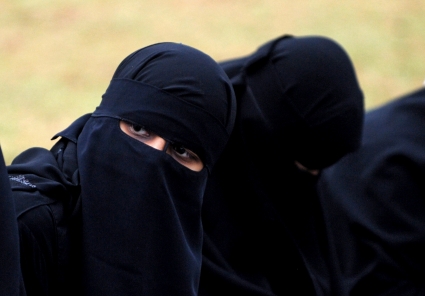 Sri Lanka prohíbe la burka y endurece lucha contra extremismo