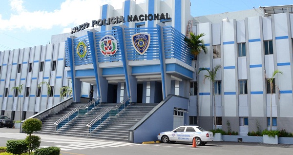 PN suspende y pone a disposición del MP agentes por incidente en Villa Altagracia