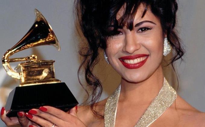 El mundo recuerda a Selena tras 26 años de su muerte
