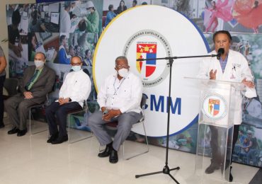PUCMM informa aplicará solo 400 vacunas por día en recinto Santo Domingo