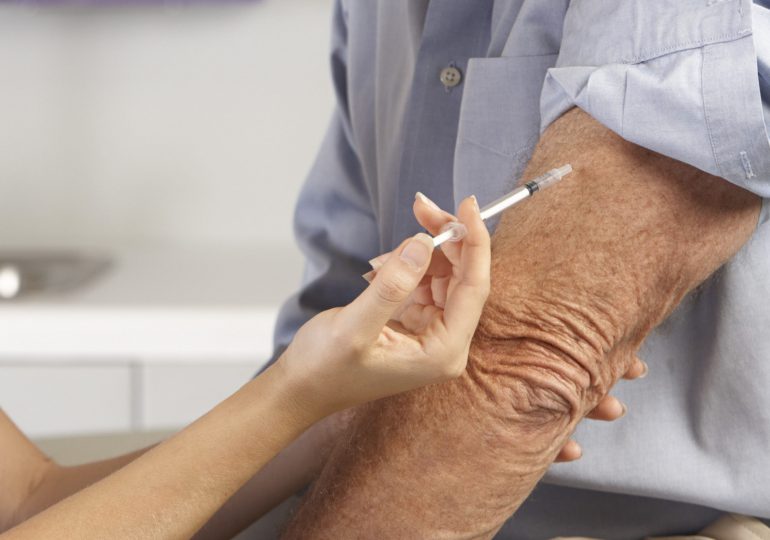 Italia reserva la vacuna de AstraZeneca para los mayores de 60 años