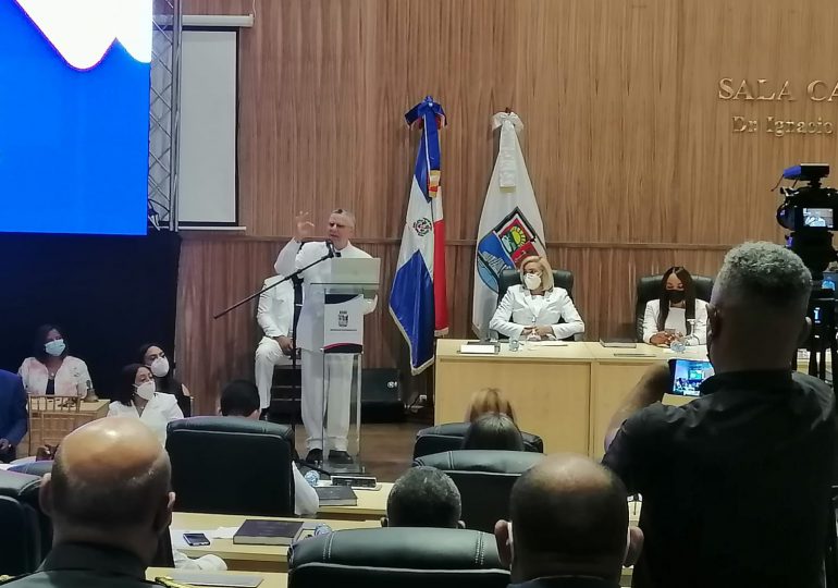 Alcalde Manuel Jiménez: “Santo Domingo Este avanza por buen camino”