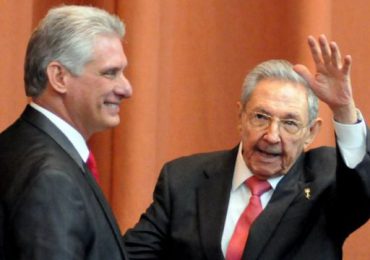 Raúl Castro se va, pero seguirá presente en decisiones estratégicas en Cuba