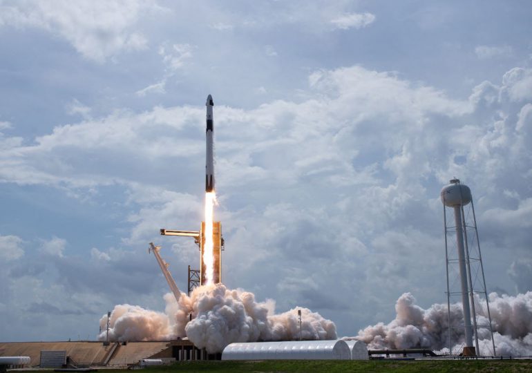 Despega la tercera misión tripulada de SpaceX hacia la ISS