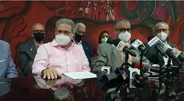 VIDEO | Médicos anuncian paro de 24 horas en tres provincias en reclamos a las ARS