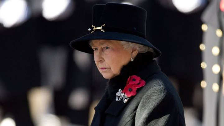 Isabel II siente un "gran vacío" por la muerte del príncipe Felipe, según su hijo Andrés