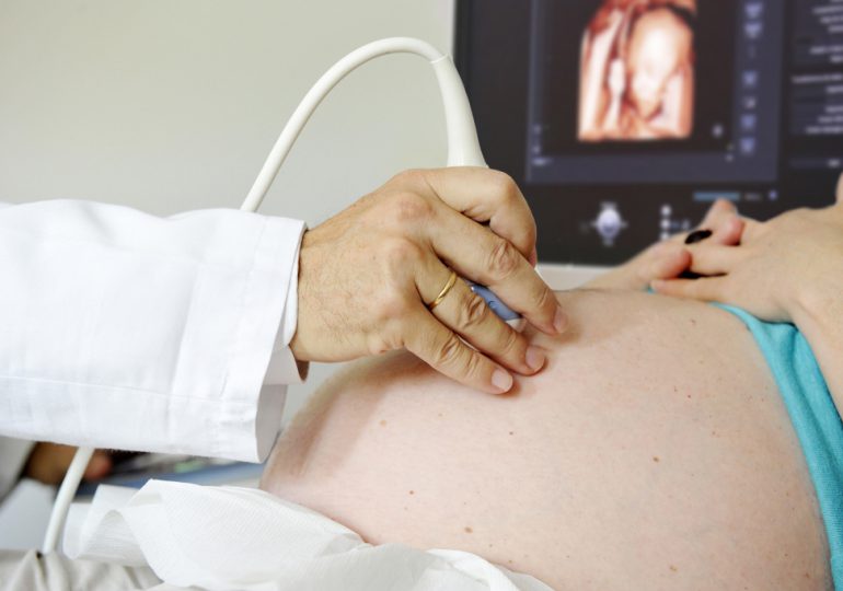 Médicos aclaran muertes maternas no aumentaron por abortos