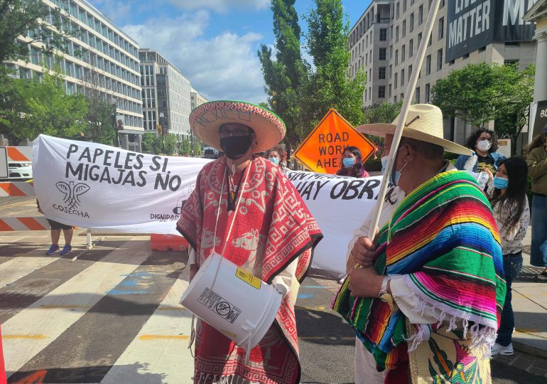 Indocumentados reprocharon "promesas vacías" de Biden en protesta