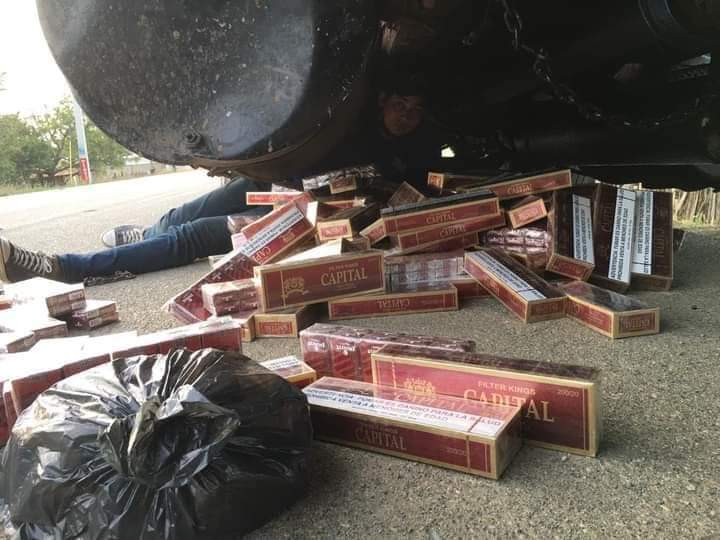CESFRONT detiene camión  con cigarrillos de contrabando en Montecristi