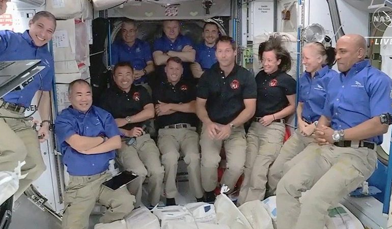 La Estación Espacial Internacional tiene 11 astronautas, la mayor cantidad en más de una década