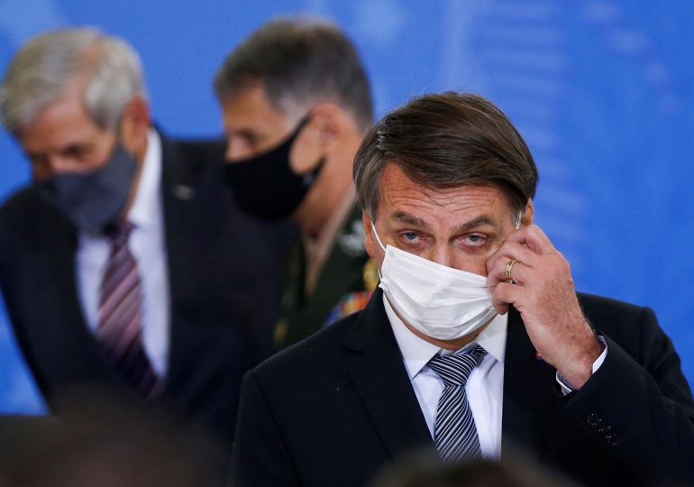 Senado de Brasil investiga la gestión de la pandemia por Bolsonaro