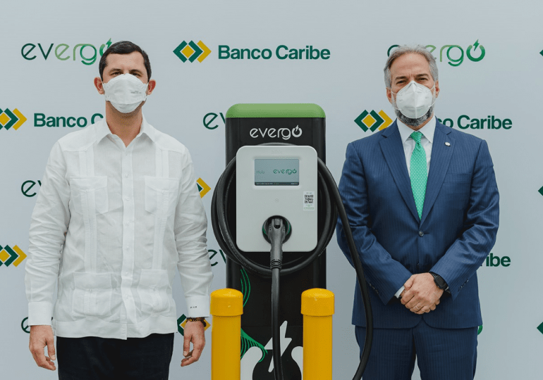 Inauguran estación de recarga para vehículos eléctricos en Banco Caribe