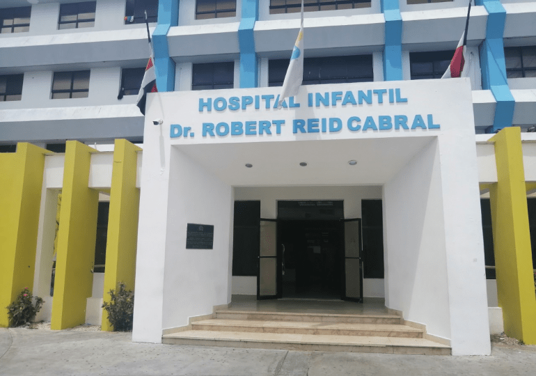 Hospital Robert Reid Cabral paga más RD$5.0 MM en incentivos Senasa a su personal
