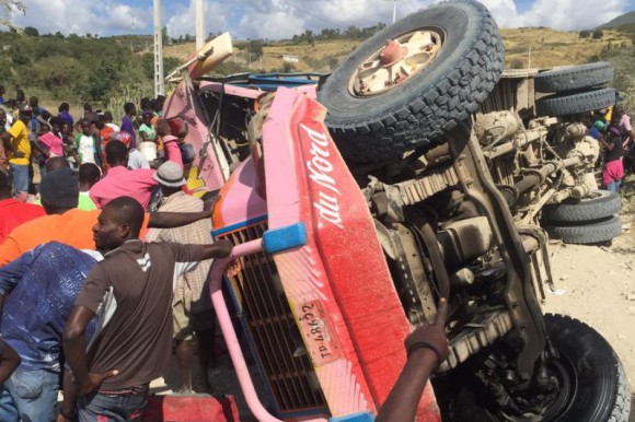 21 fallecidos y 30 heridos en accidente de tránsito en Haití