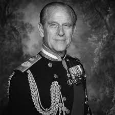Muere Felipe de Edimburgo, el marido de la reina Isabel II, a los 99 años |  Internacional