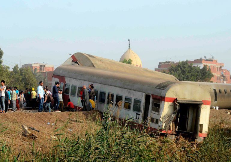 Accidente ferroviario provoca cerca de 100 heridos en el norte de Egipto