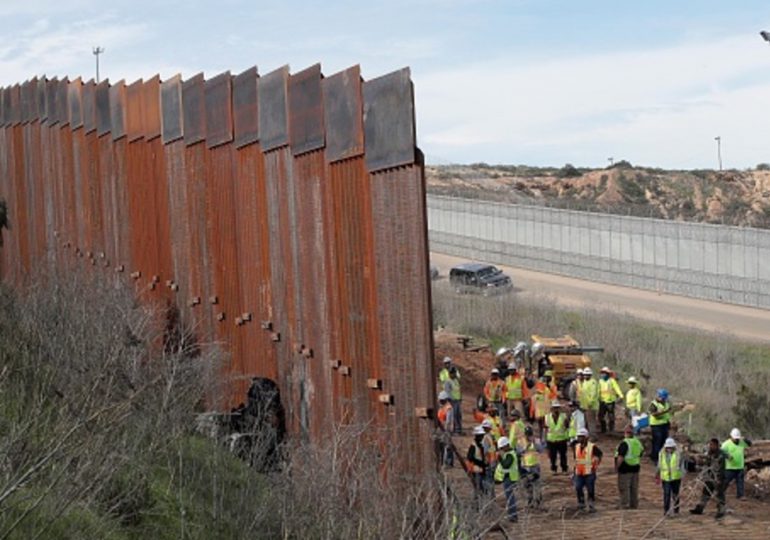 Pentágono cancela proyectos de construcción de muro en frontera EEUU-México