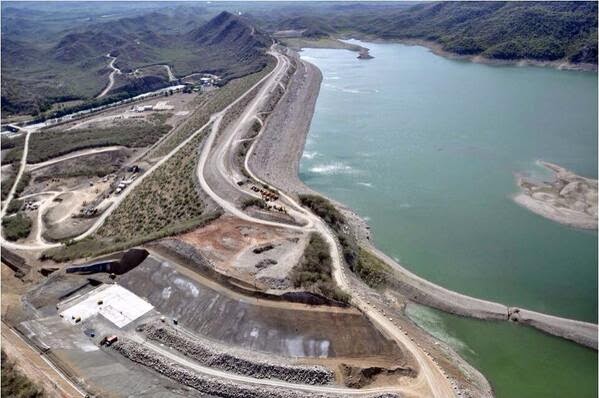 Denuncian paralización en trabajos de construcción presa de Monte Grande