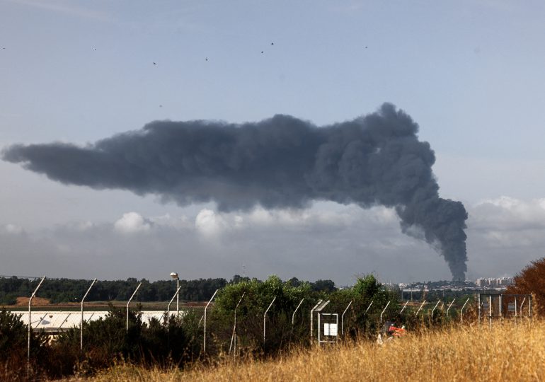 Bombardeos israelíes continúan en Gaza, tras 200 muertos en una semana