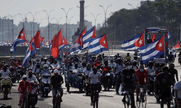 Cuba protesta con regata por sanciones de EEUU en medio de covid-19